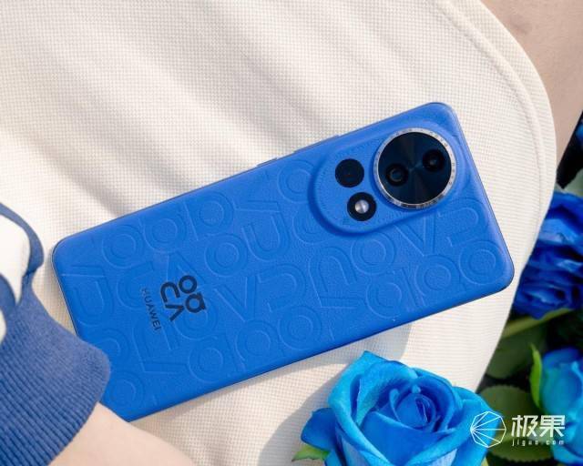 年轻人的春天都在刮什么样的风华为nova12系列告诉你