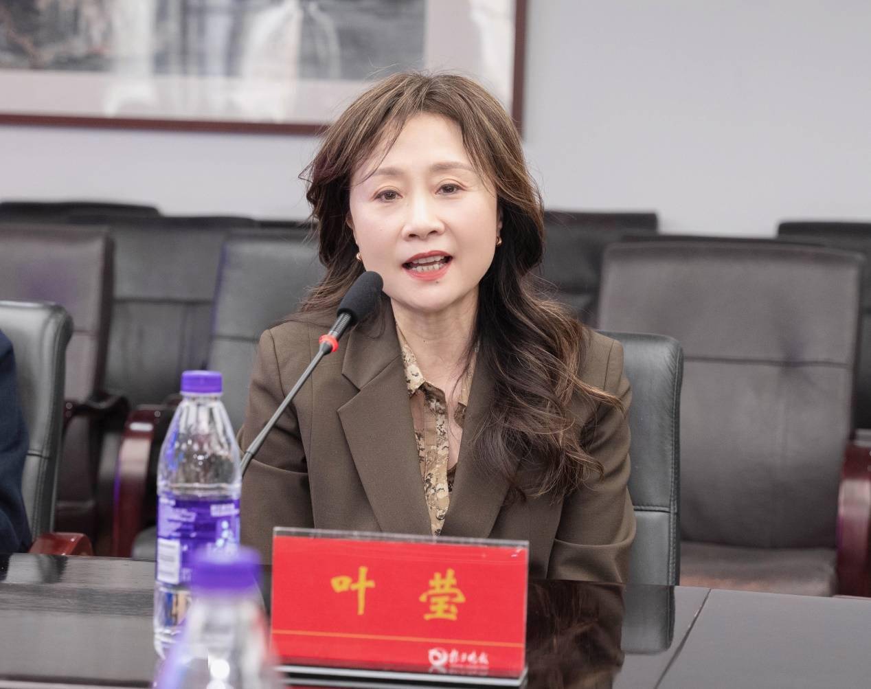 叶莹 来自搜狐网