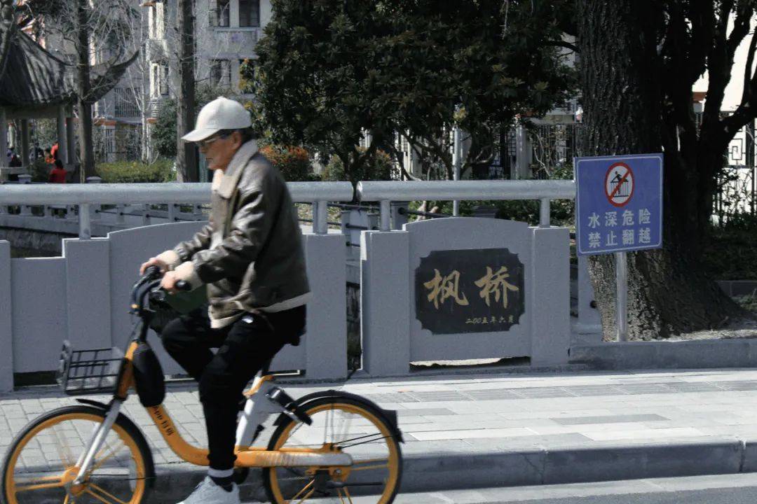 在曹杨漫步拍下了100张舍不得删的照片