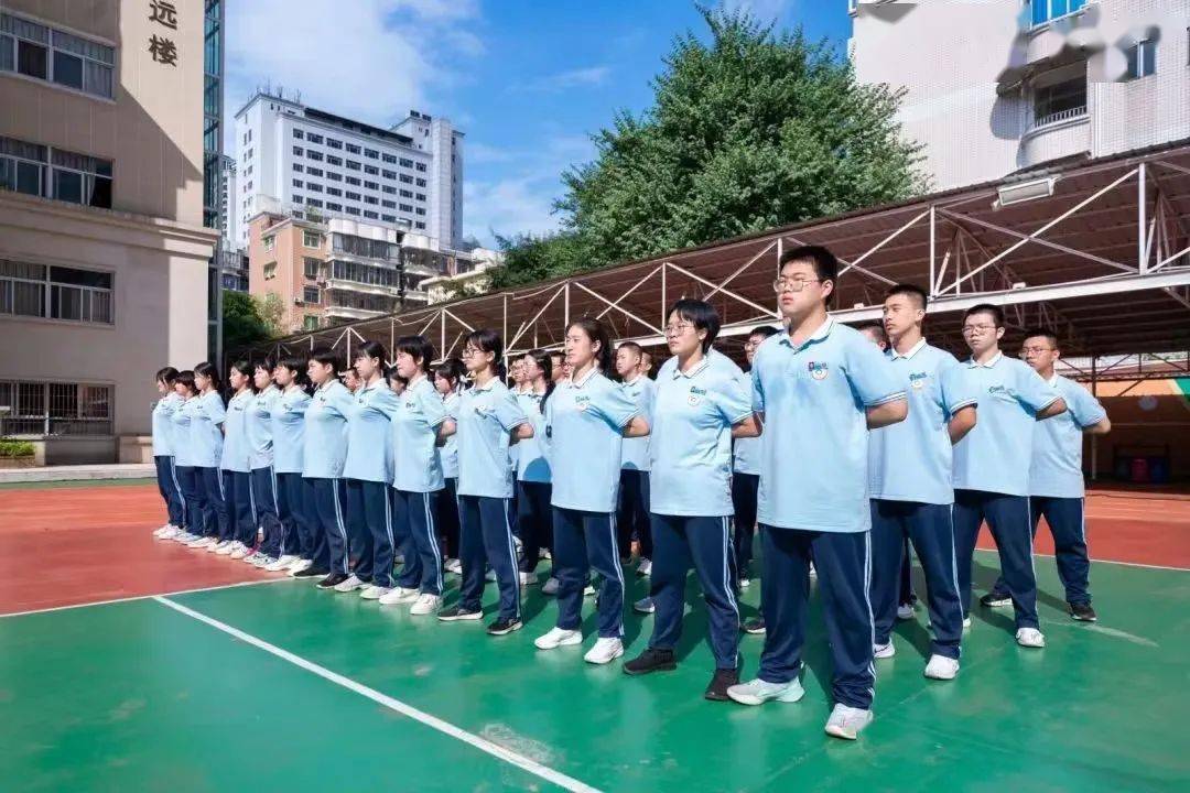 喜报福州屏东中学成功入选全国中小学国防教育示范学校
