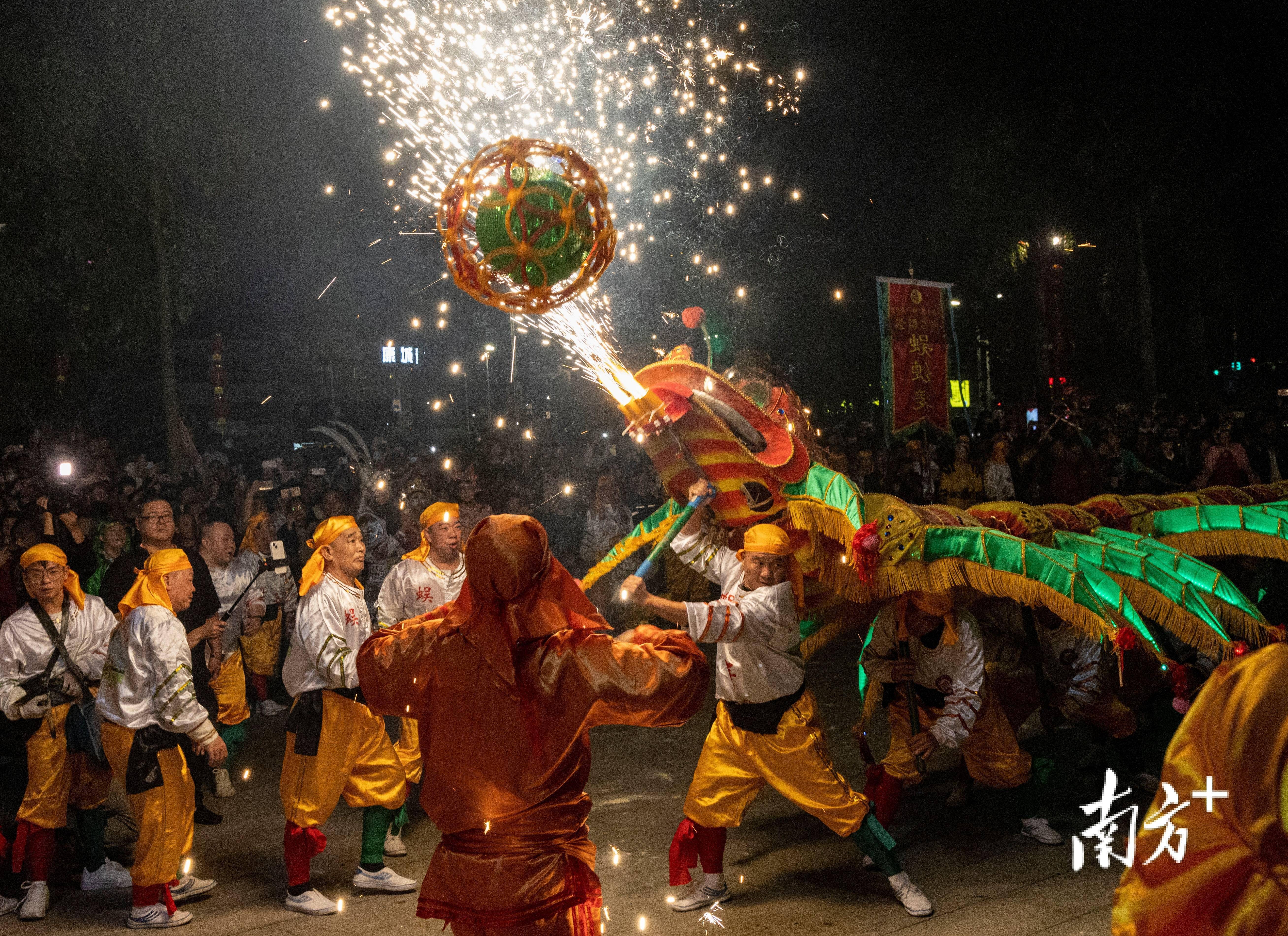 澄海东里又"火"了!非遗 民俗,舞出侨乡新风采