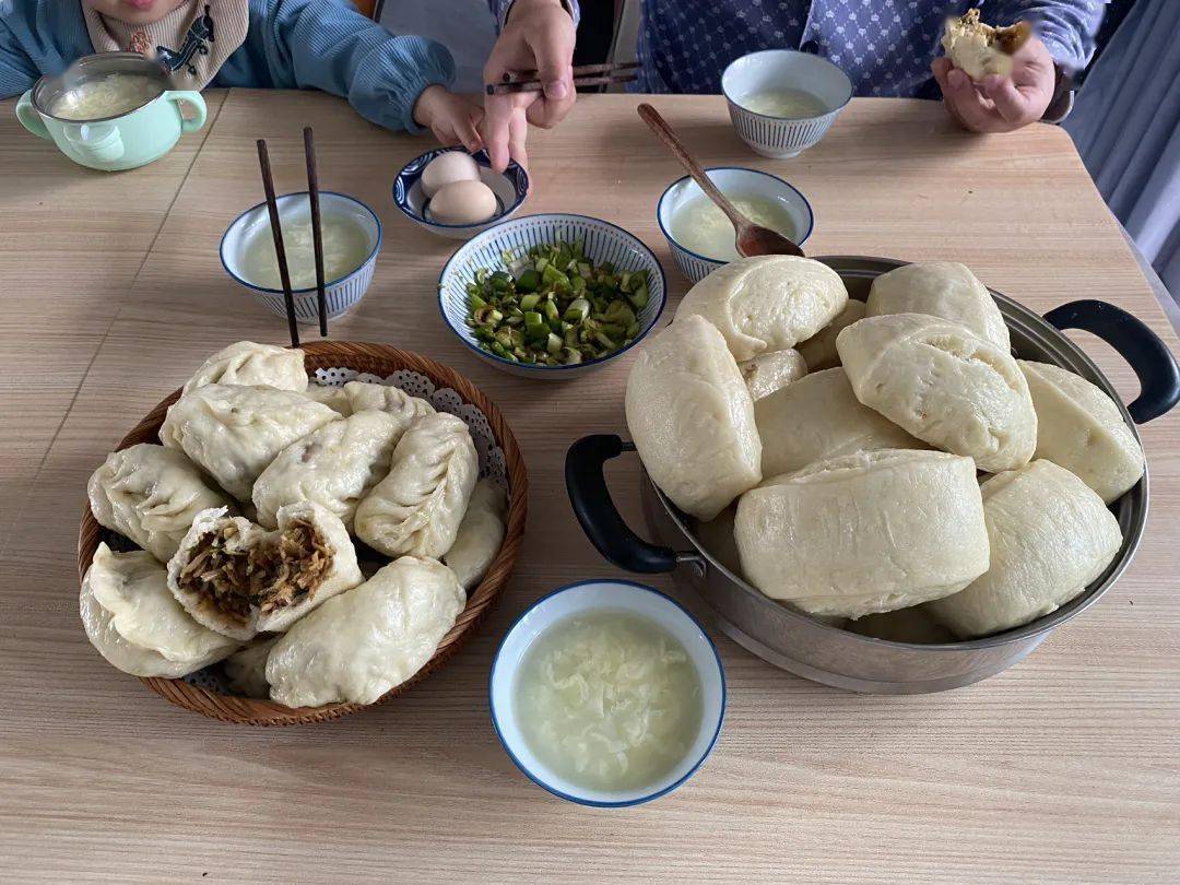 河南媳妇晒婆婆做的早餐