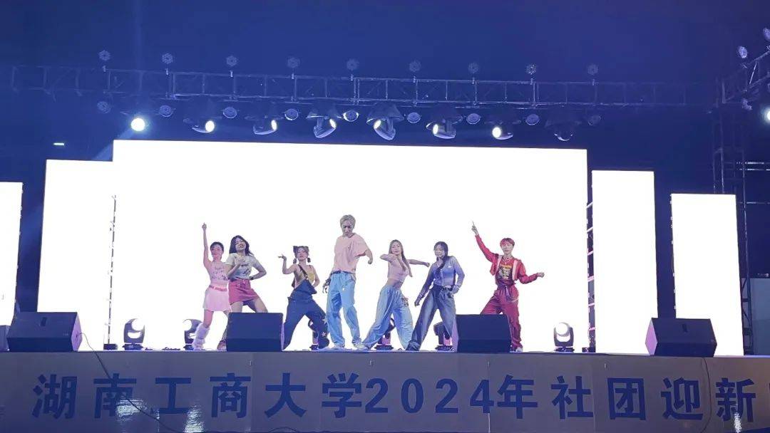 "百团大战"超燃!超飒!超好看!_社团_大学生_音乐
