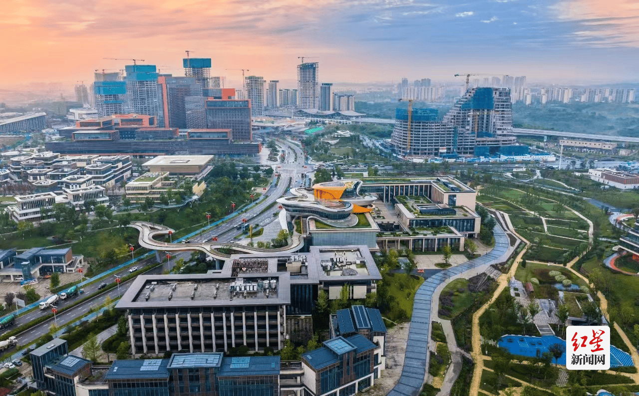 在山水之城乐享潮玩运动迎世运盛会感受万千气象