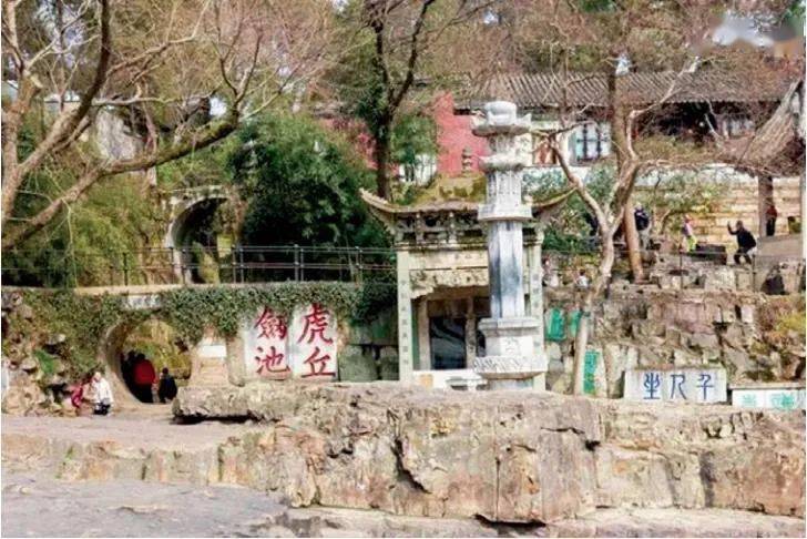 儒家主张厚葬吗