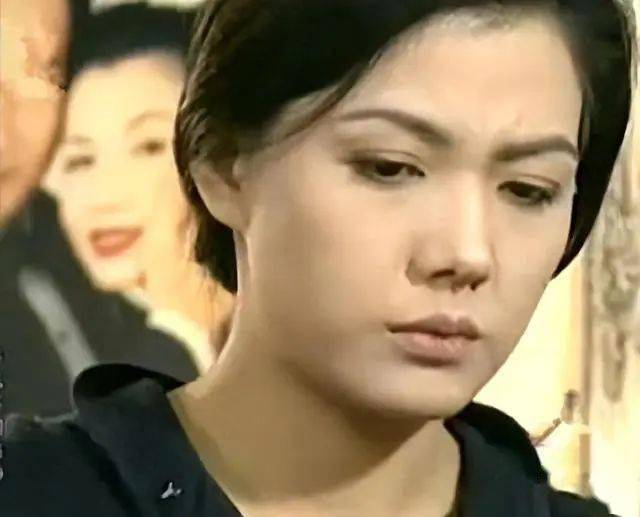 原来她早已去世!