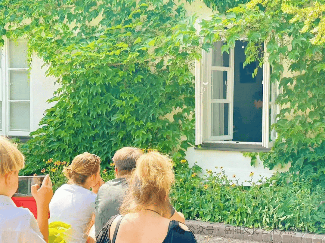 在校期间其主要获奖包括囊括珠江·恺撒堡,施坦威及北京星海杯这三大