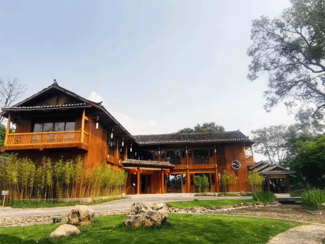 我们的三月三 ③|流河寨里歌声起_刘三姐_景区_游客