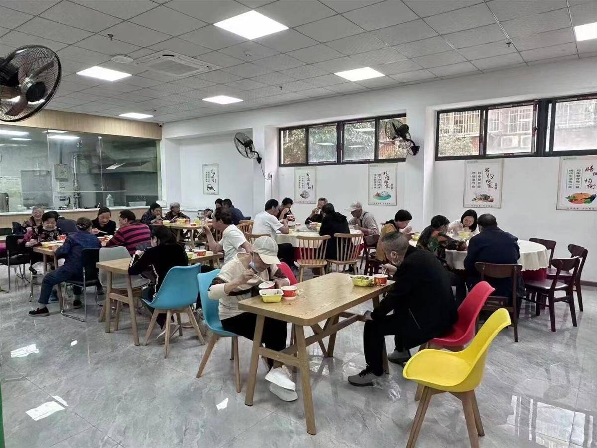 武汉韩家墩街道发挥邻作用助力共同缔造走深走实
