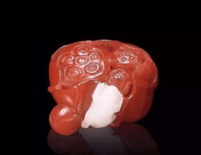 老南红精品雕件,你见过没?_红玛瑙_南红并_馆藏