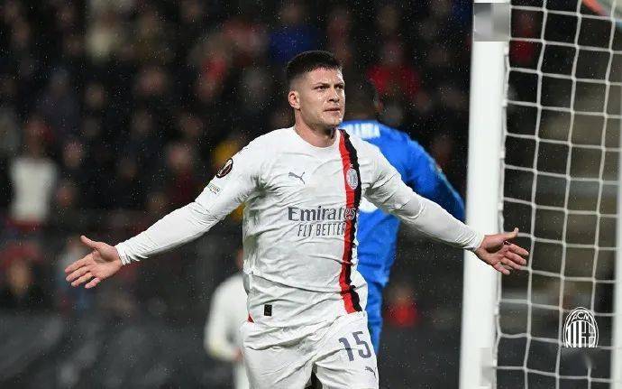 都体丨约维奇留在米兰的可能性将增加