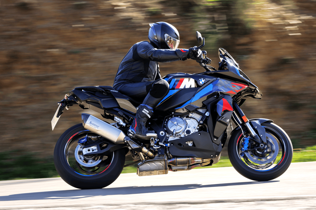 xr宝马摩托发布 m 1000 xr 原型车细节简介:宝马摩托 2024 s 1000 xr