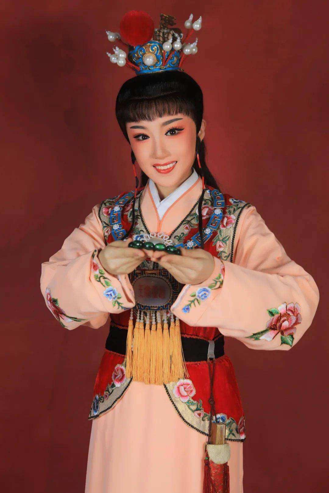 今日19点演出上海越剧院经典越剧红楼梦一记水袖一阙声腔共赴红楼一梦