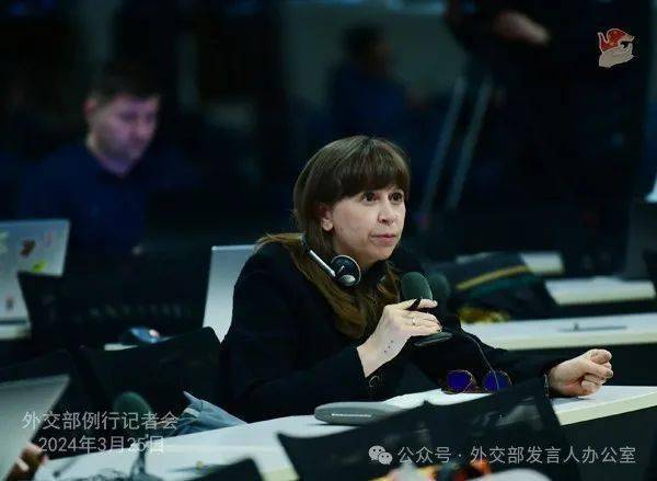 双语例行记者会regularpressconference2024325