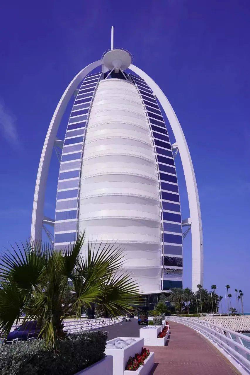 我在迪拜打车被"宰"!倾诉令人崩溃的打车经历_迪拉姆_aloft_中东