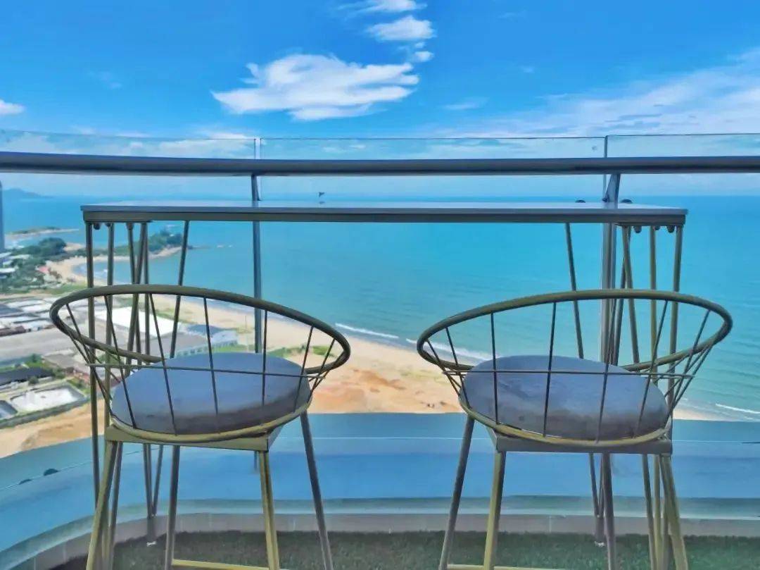 海边酒店白菜价~99元住惠州海景主题房,看浪漫大海,玩沙滩,看日落