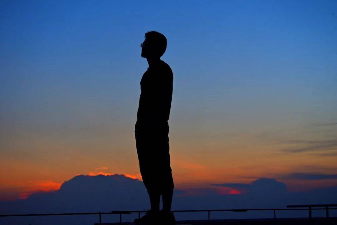 程蔚韬夕阳