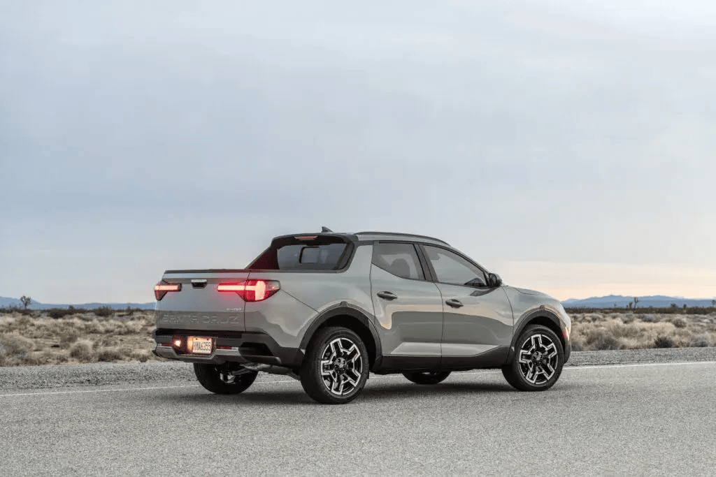 2025款现代santa cruz:越野性能增强,造型内饰更新_搜狐汽车_搜狐网