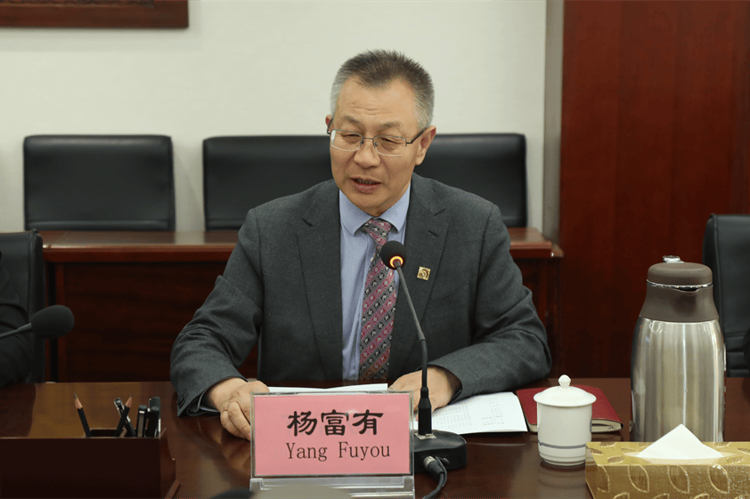 锡林郭勒职业学院院长图片