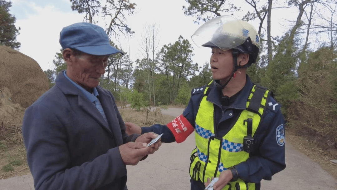 一村一辅警夯实平安乡村建设做好群众身边人