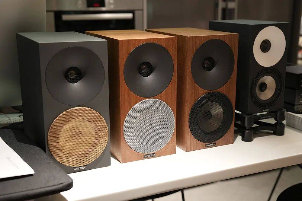 厂商资讯二十五周年重磅出击芬兰之声amphion隆重发表one25a旗舰监听