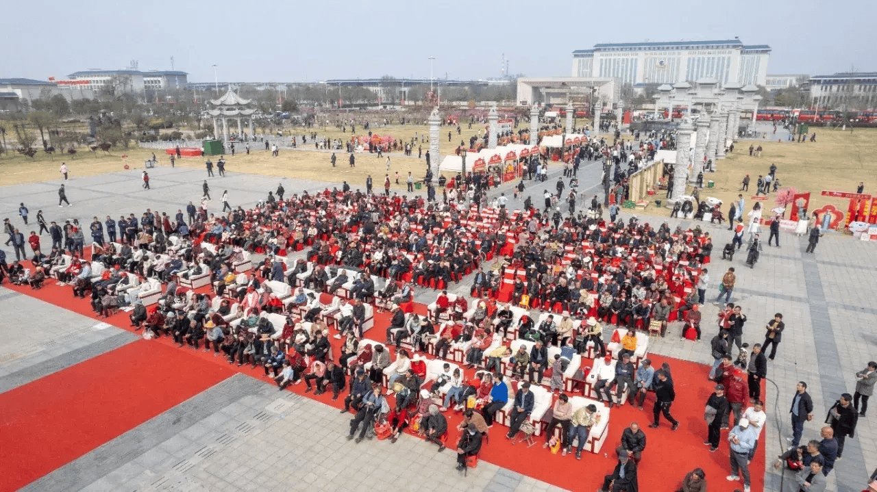 古井贡酒年份原浆2024第七届桃花春曲节暨第三届古粉节盛大开幕