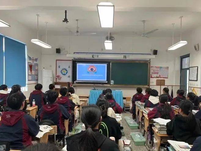 近视防控奉化学校在行动