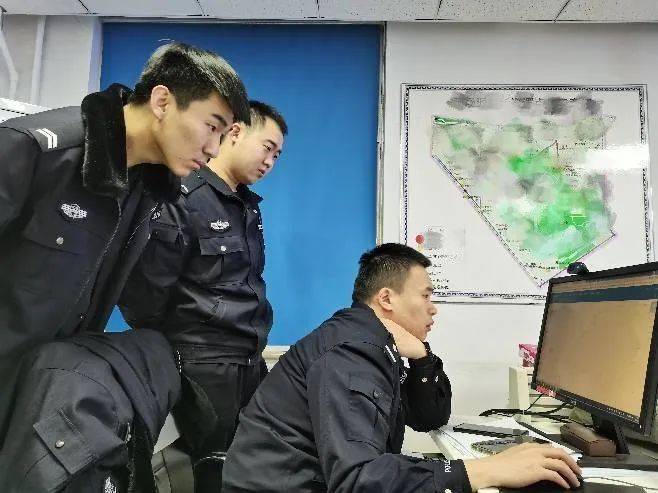 色胆包天偷窥男落网记