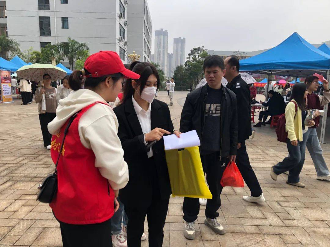 青志愿玉林追锋青年在行动五