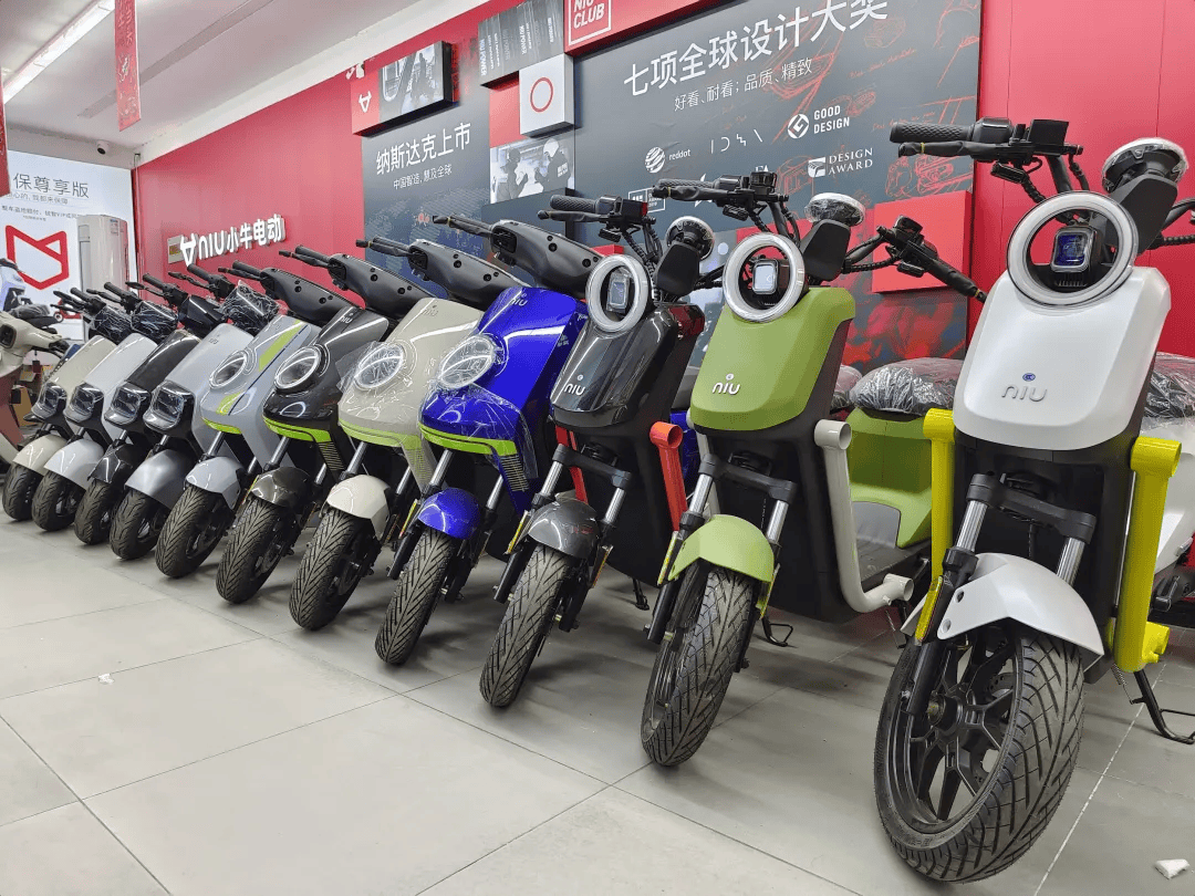 "电驴界爱马仕"被雅迪打急了,破局还是引领?_搜狐汽车_搜狐网