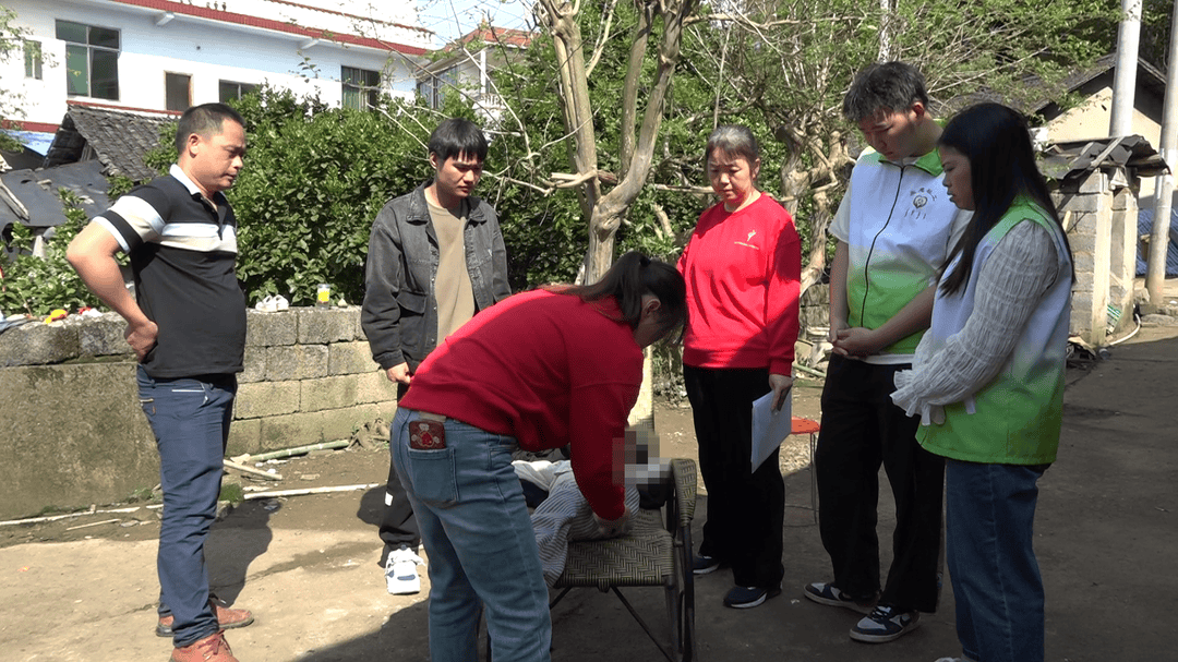 江永关爱残障儿童用爱点亮希望
