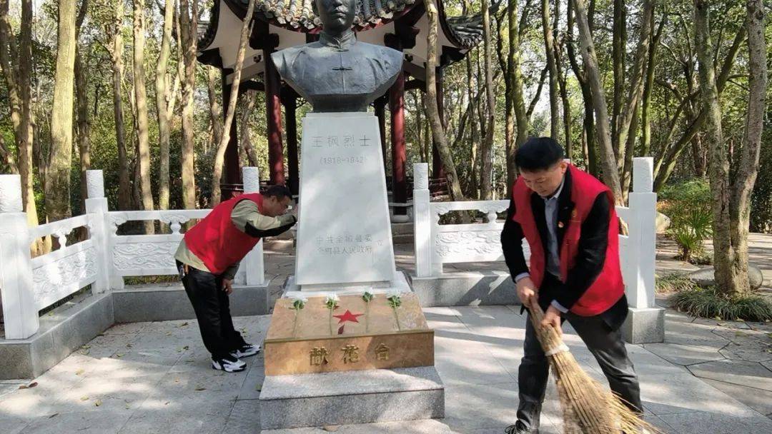 传承民族魂"——全椒县各级团(队)组织开展清明祭英烈主题活动_烈士墓