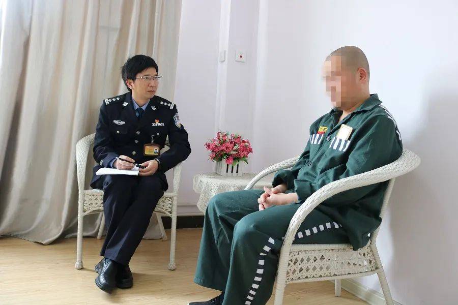 会上,省长湖监狱作为全国监狱系统唯一代表,在"社会心理服务体系建设