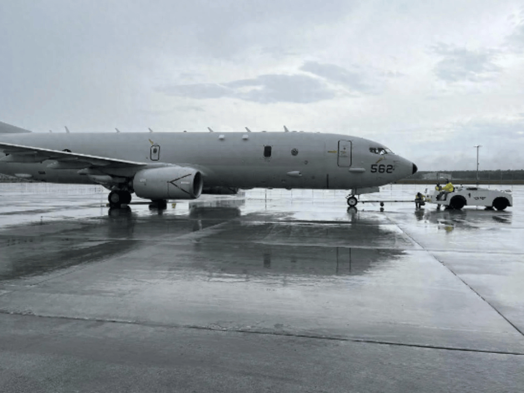 据《航空周刊》3月29日报道,美国海军已开始升级其p-8反潜巡逻机,并向