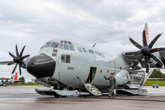 LC-130H不堪重负美军极地运输机机队会被重组？(图4)