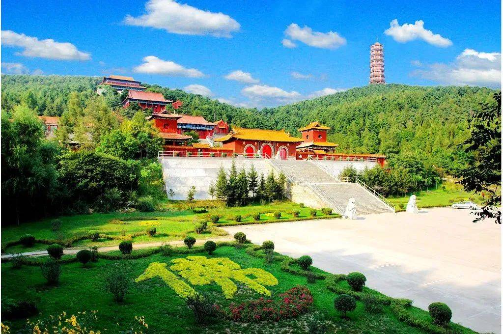 清明假期来吉林上春山一起趣爬山