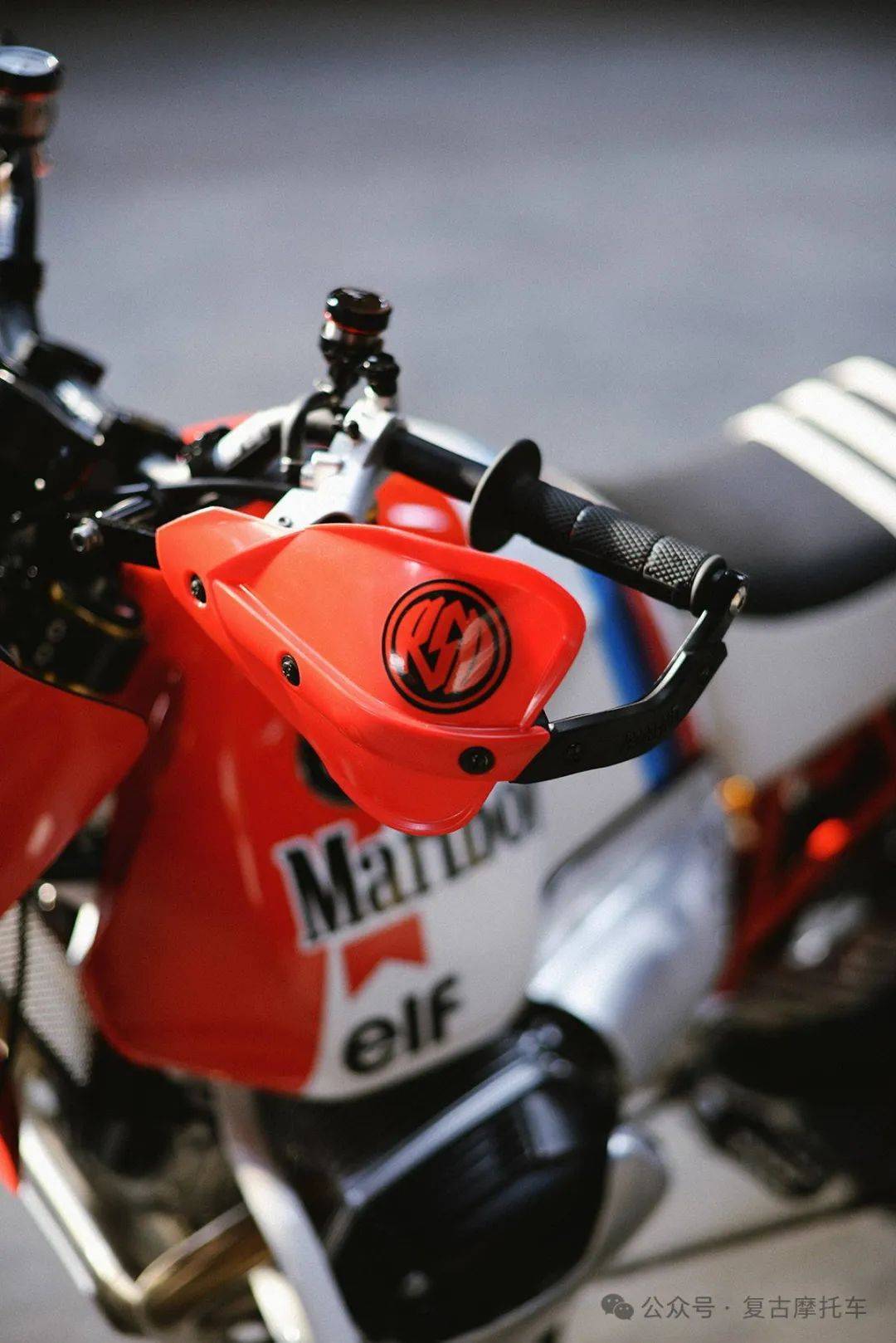 要性能有性能,要颜值有颜值:2008年宝马1200gs改装 | 每日一车_搜狐