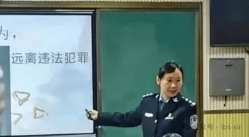 李芳 资料图来源:网络综合(封面图来源网络)编辑:唐唐版权归原作者