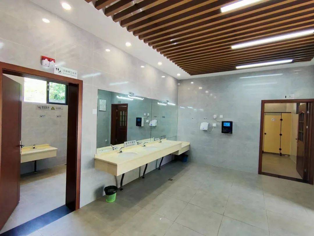 新都区下足绣花功夫深入推进城乡公厕建管工作提升城市环境品质