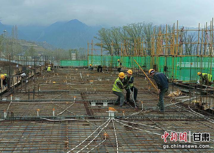 积石山灾后重建工程建设全力推进村民期待搬新家