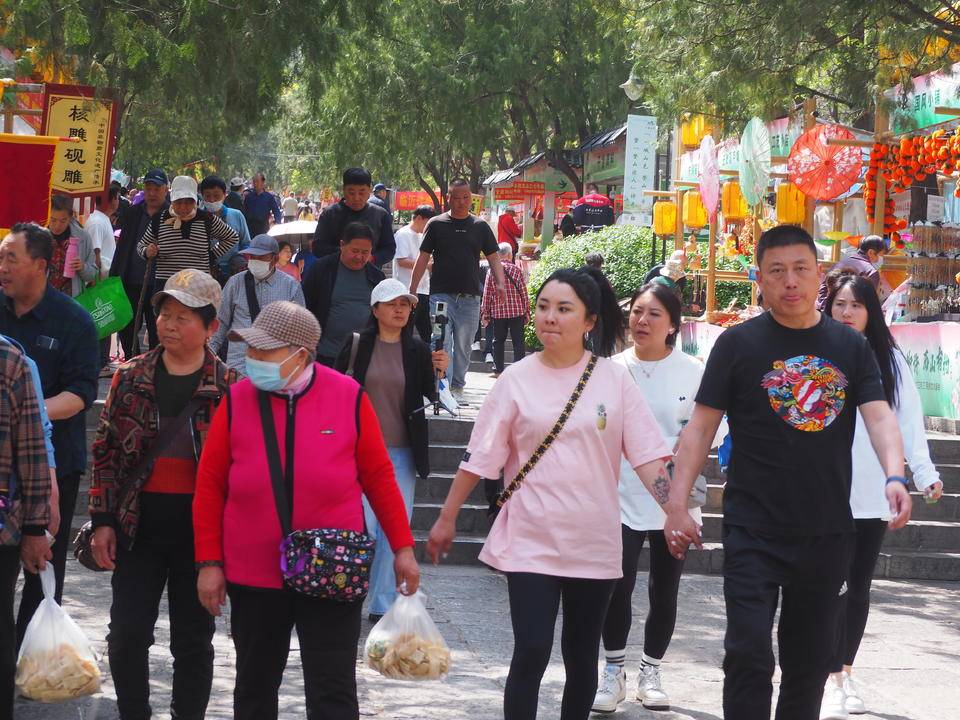 千佛山三月三庙会继续欢乐进行好吃好玩持续时间达11天