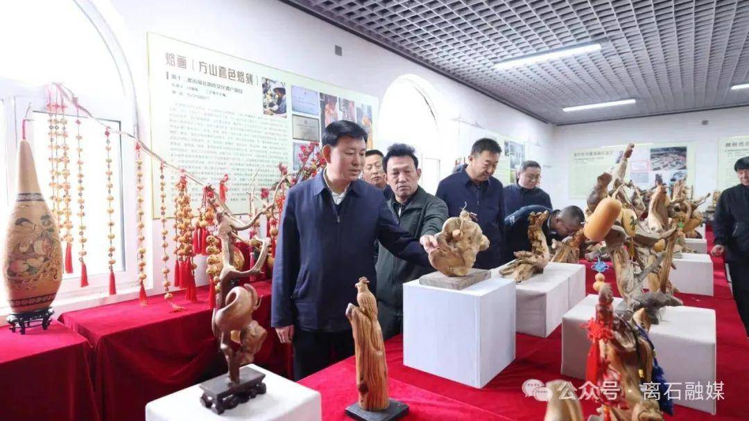 廉海平张海文在信义镇调研乡村文旅产业