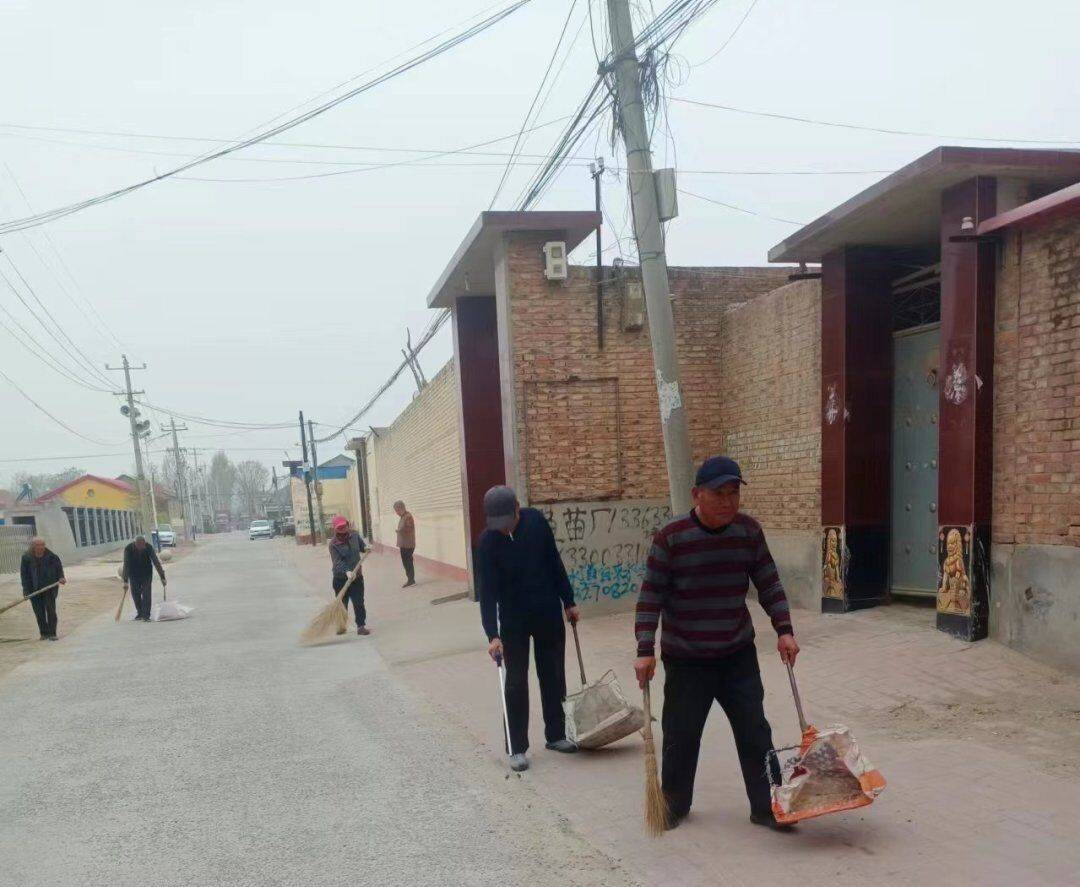 双争进行时千童镇开展全民清扫日系列活动一