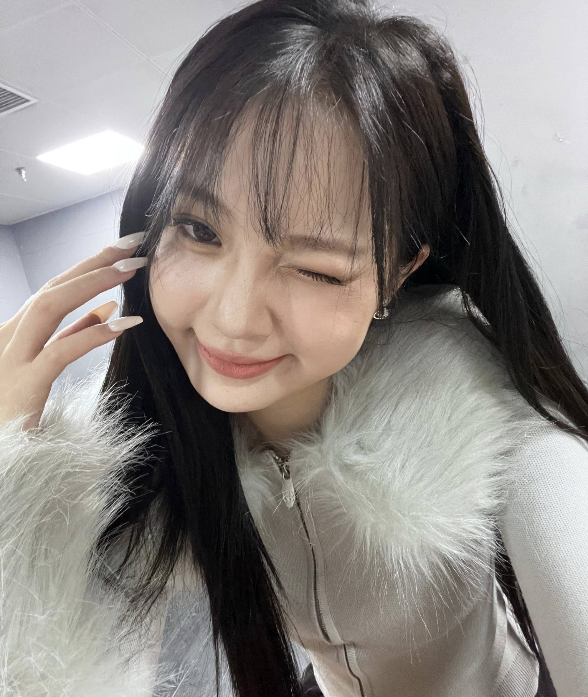 原创25岁女歌手遭遇性骚扰发声他手伸进去揉来揉去不该碰的都碰了