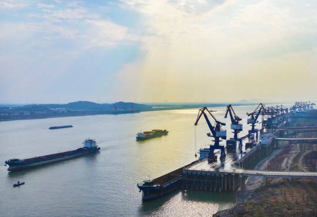 黄石积极构建综合交通枢纽!