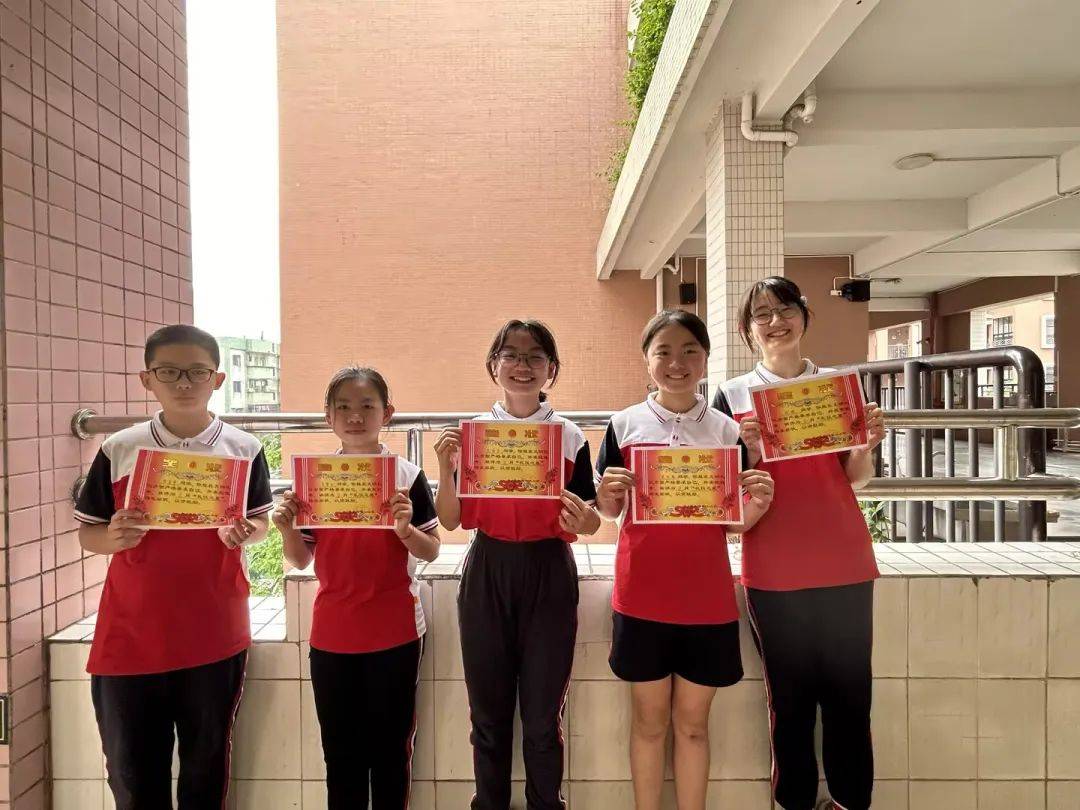 【内生教育 个性发展】向榜样学习,成为更好的自己——里水中心小学