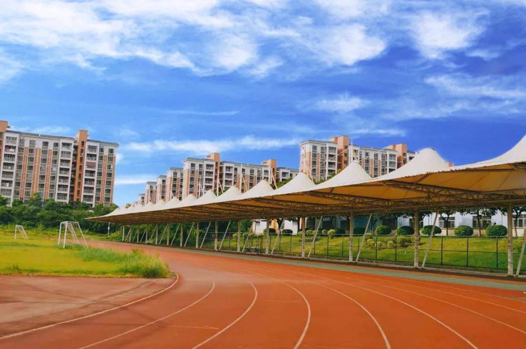 公办广东财经大学23年录取分数线学校环境宿舍介绍