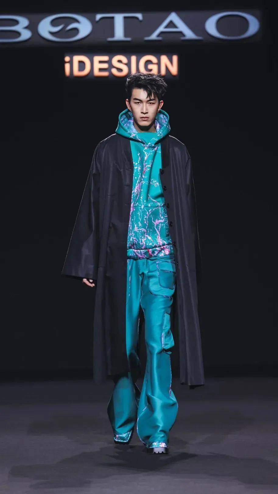 中国国际时装周上看起来有衣张力的服装长什么模样