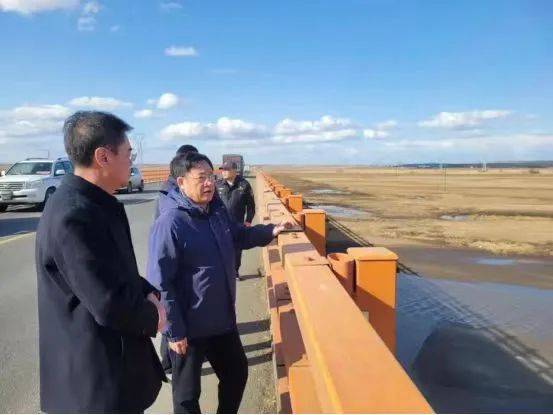 郭显文在兴凯湖地区巡湖调研05黑河市召开"幸福河湖""美丽河湖"协同