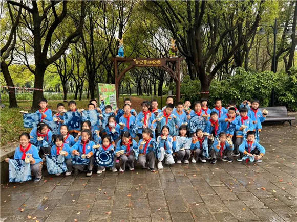 浦东进才实验小学祖国发展我成长不负年少好拾光联洋校区三年级十岁